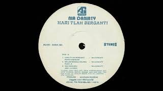 Download lagu Hari T'lah Berganti - Nia Daniaty mp3