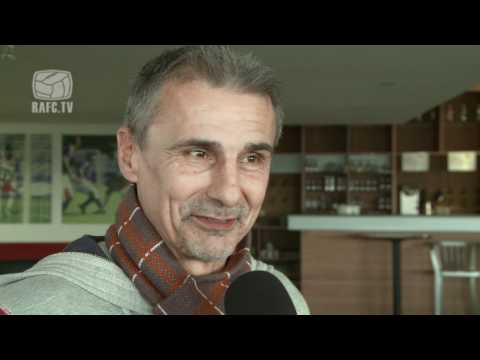 04-12-2011 : VC Eendr Aalst - R. Antwerp FC : Gunther Hofmans