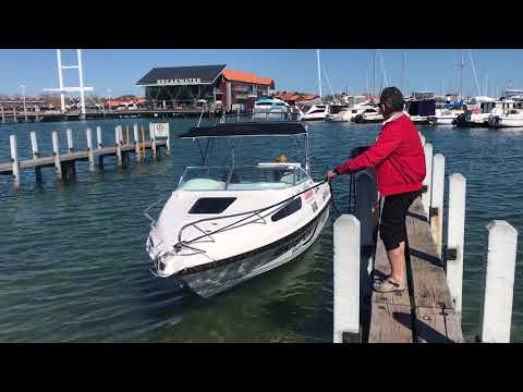 Handy tips to launch & retrieve your boat