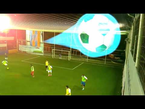 Öz Alibeyköy Halısaha 18.11.2015 22:00 - akillisaha.com