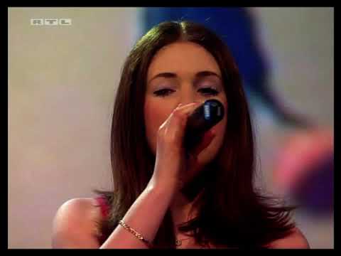 flipsyde feat tatu happy birthday at totp  18 03 2006