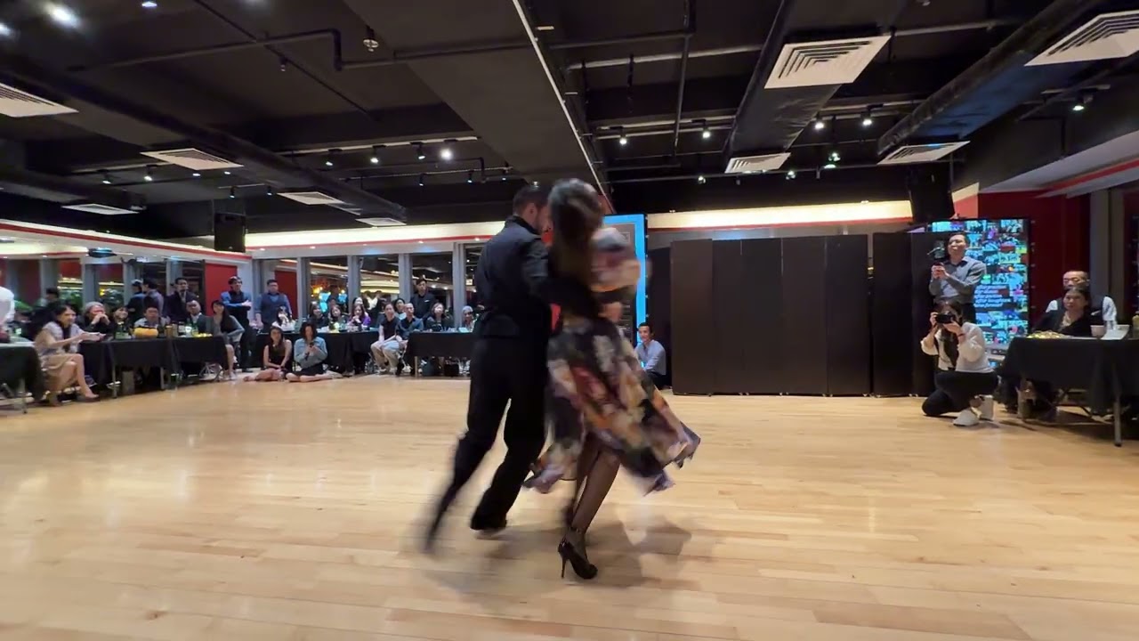 Camila Alegre y Ezequiel Jesús López - 1 Nov 2025 Hong Kong Grand Milonga 3/4