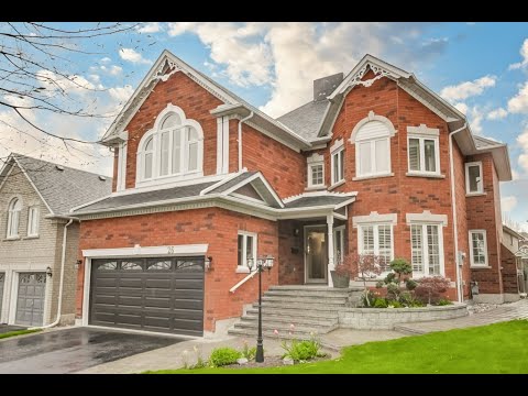 26 Mortimer Crescent, Ajax, ON