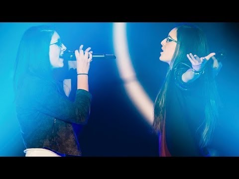 Veronica Fusaro vs. Valentine Savioli - Light Me Up - Battle - The Voice of Switzerland 2014