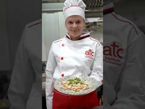 Deshmi Suksesi Hamide Qorri