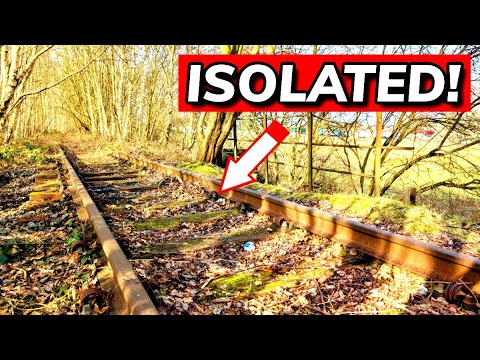 Exploring the Isolated Abandoned Railway of Platt Bridge