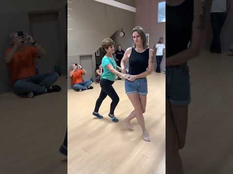 Yse Goes e Maria Paula 2023 Forró Roots - Porto Roots