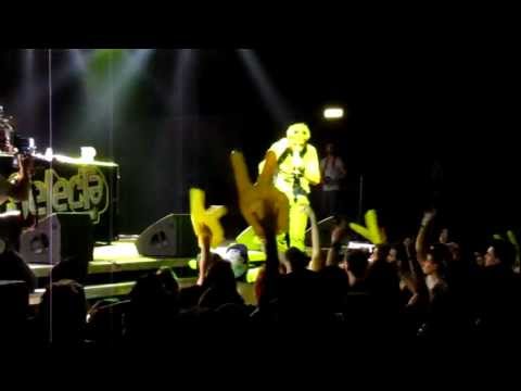 Two Fingerz "Allenatichefabene" Live @ Vox Club [12/05/2012] www.gugolrep.com