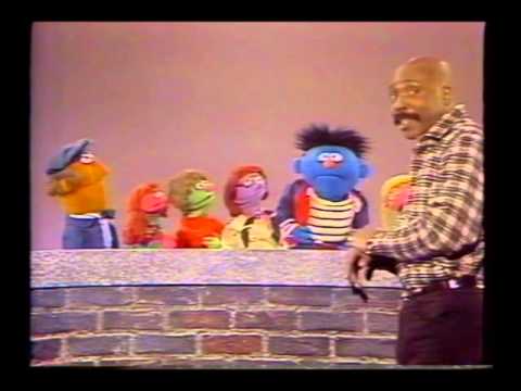 Sesame Street - Gordon and the Loud and Quiet Families