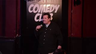 NYC Greenwich Village Comedy club 5 6 17 