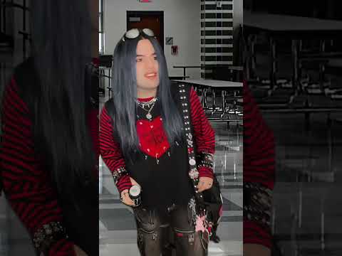 POV:Nu-Metal Genre #emo #emoaesthetic #goth #grunge #metalhead #shorts #shortvideo #numetal