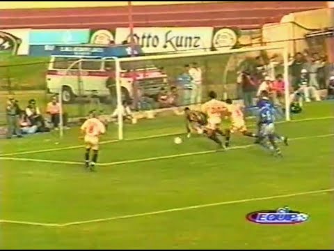 Universitario 2 - Emelec 1 (Partido Amistoso 2000)