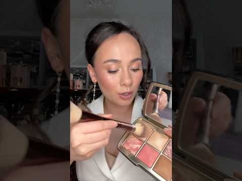 HOW TO USE HOURGLASS POWDERS! instant blur 🤯
