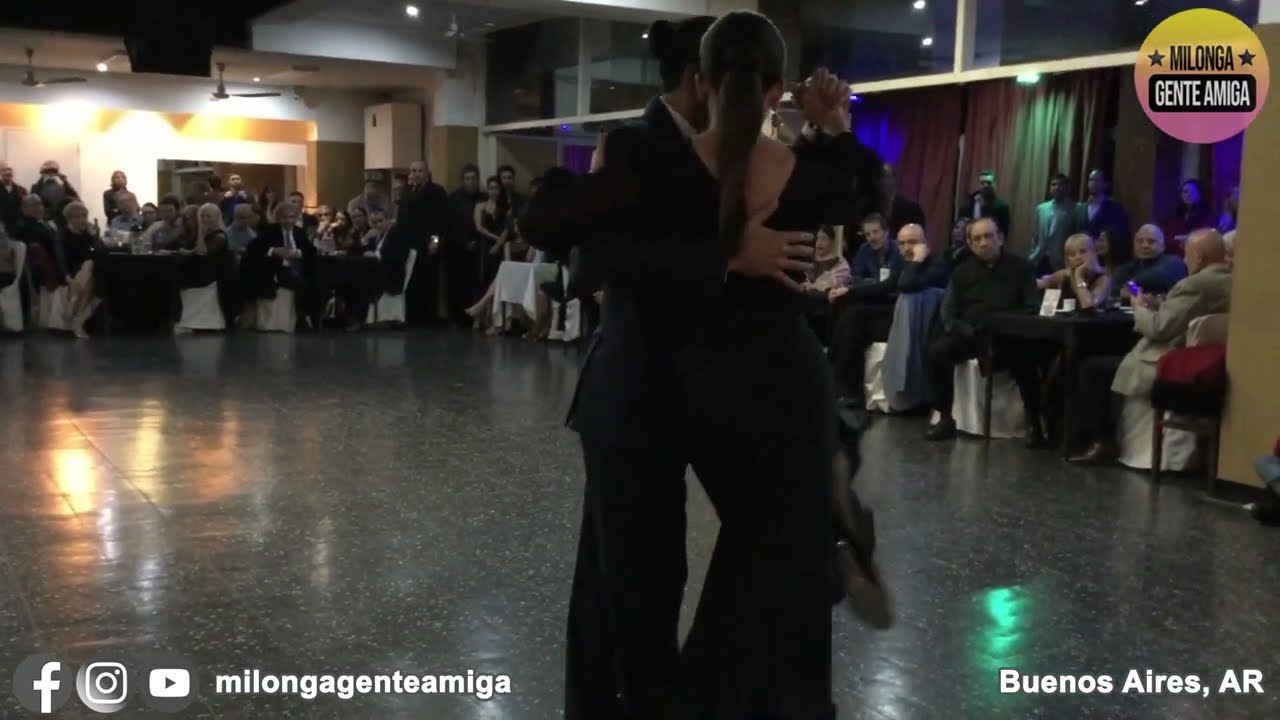 Carla Rossi y José Luis Salvo en Milonga Gente Amiga - Milonga Gente Amiga 2022