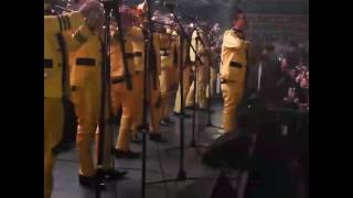 SE DEFIENDE la septima banda.