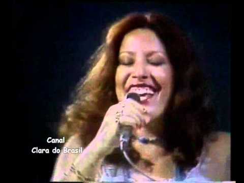 TRISTEZA PÉ NO CHÃO - CLARA NUNES