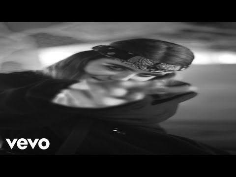 bülow - Two Punks In Love (Vertical Video)