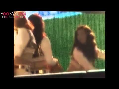 SNSD YoonYul 윤율 ユンユル Moment #78 - Yuri is Yoona's Follower