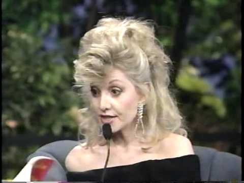 Funny Stella Parton Interview (Promoting Cookbook)