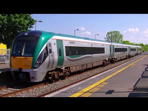 Irish Rail 22000 Class Intercity Train - Monasterevin, Kildare