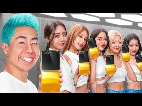 Surprising YY with Custom Gifts - Samsung Z Flip Mural, Light Sticks, and More!