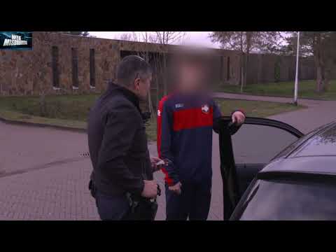 '' Bestuurder heeft het rijbewijs niet bij zich '' WEGMISBRUIKERS