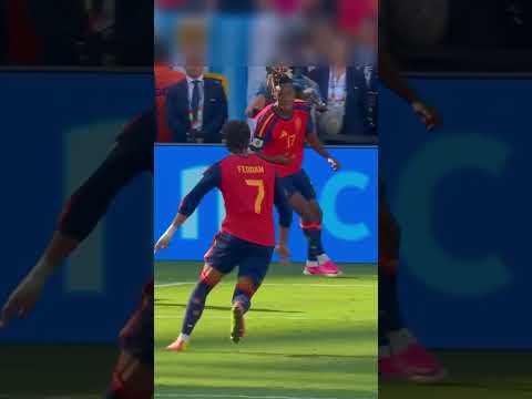 spain win⚽👑 lamin yamal 🔥🔥 #fifa #football #lamineyamal #ferrantorres #shorts #spain