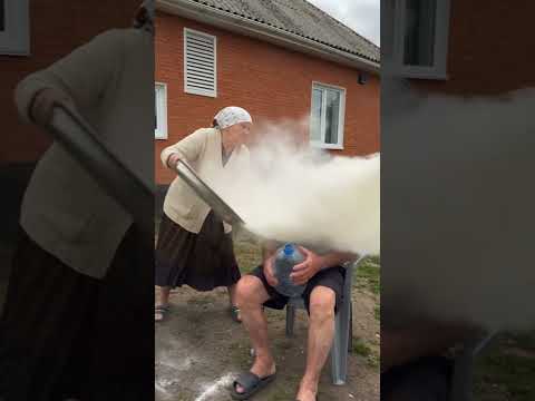 Малий бешкетник підставив діда😂 #Funny #Fail #Laughter #Comedy