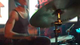 Matt &amp; Kim - 2 - I Wanna