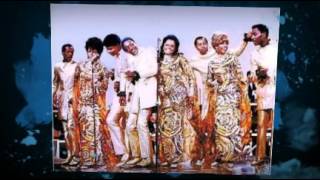 DIANA ROSS and THE SUPREMES with THE TEMPTATIONS  this guy&#39;s in love with you