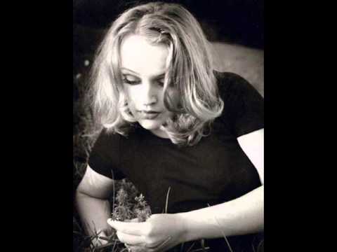 Ksenija Erker   Budi kao nekad