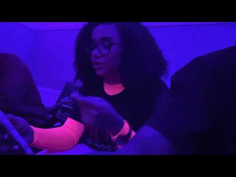 Toxic Crow Y Chelsy En EL Studio Grabando Capea El Dough Feminas