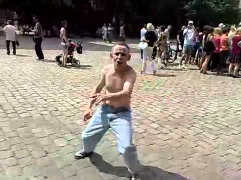 Najeb*ny Skrzat Tańczy