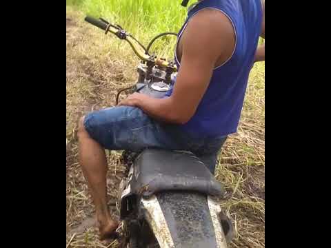 nx 200 ,sabe que que é o negócio ? o negócio e aqui ,trilha de moto em Nazaré antiga ladeira do fogo