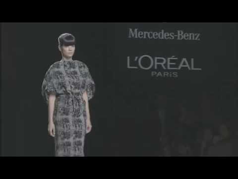 JUANJO OLIVA MERCEDES BENZ FASHION WEEK MADRID FEBRERO 2012