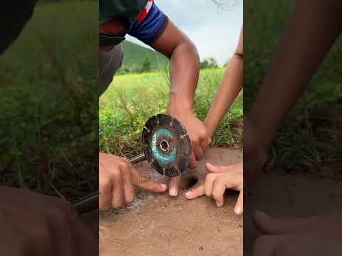 Survival Skills: SMART idea and USEFUL in Forest #tiktok #bushcraft #camping #Outdoors #skillsvideo