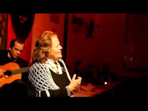 Fado, Adília Azevedo, "Amor de mel, amor de fel"