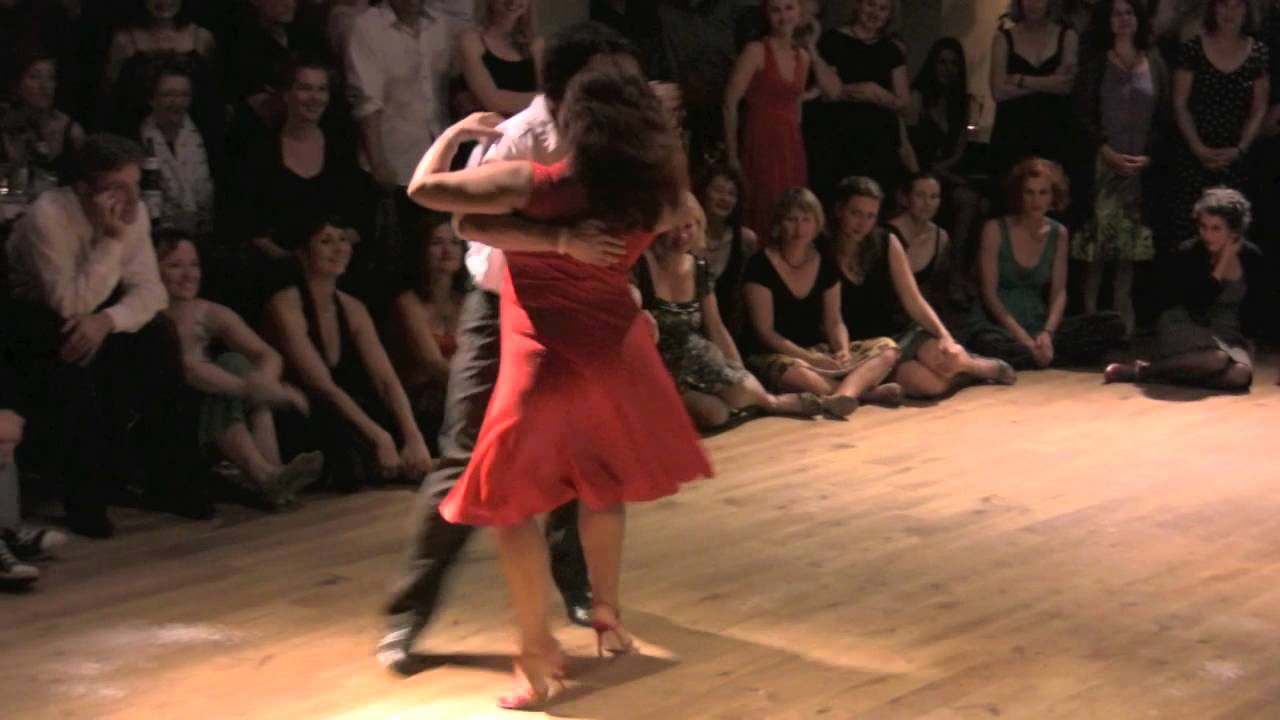 Graciela Gonzalez y Guillermo Barrionuevo 3/4 La Guitarrera