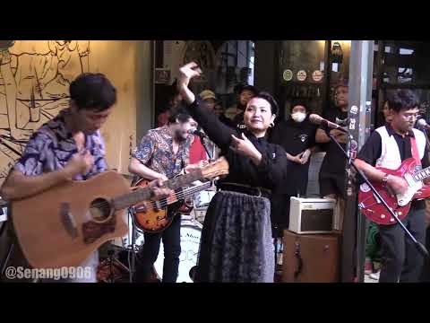 White Shoes & The Couples Company - Roman Ketiga @ Vakansi Studio