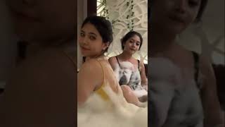 tiktok istri Sultan mandi bareng [YouTube shorts] #foryoupage #beranda #CapCut #voiceeffects #cute