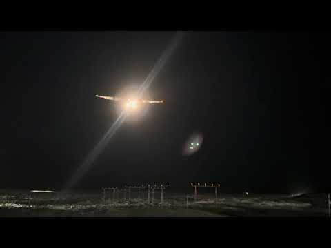 Canadian North ATR42-300 Landing Iqaluit YFB