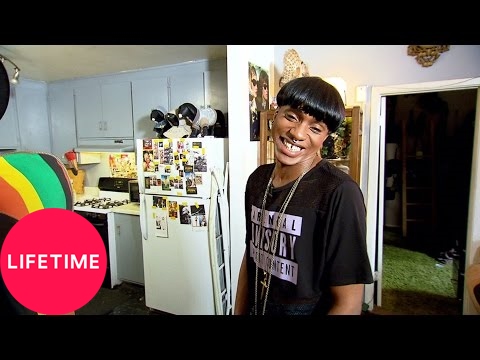 Project Runway Season 15: Dexter Simmons' Home Visit | Lifetime