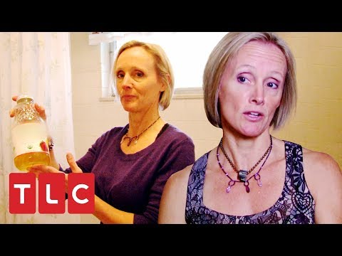 Ella orina en una botella para reducir el consumo de agua | Tacaños Extremos | TLC Latinoamérica