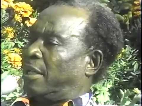 David 'Honeyboy' Edwards with T Bone Stone. I986.