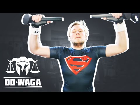 Podczas dokręcania roboczą najszerszego grzbietu Jak zbudować mięśnie na poręczach i poziomym pasku Wideo