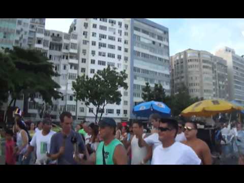 bloco midi bombe @ praia de copacabana: ando meio desligado