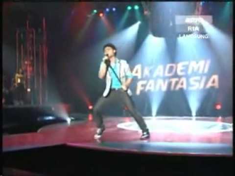 17 4 10 P9 Shahir  Anggapanmu   Malam Konsert AF8 Minggu Ke 5