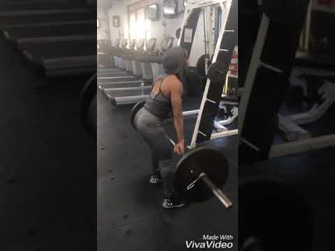 IFBB Pro Jehina on leg day