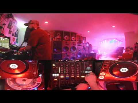 2019 BASS HOUSE Crazyness Mixed LIVE on Distinct FM by Sirkit Br8ker