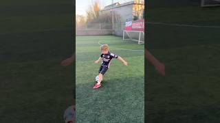 Download lagu High level of technical competence for an U9 ⚽️💫 mp3 Download lagu High level of technical competence for an U9 ⚽️💫 mp3